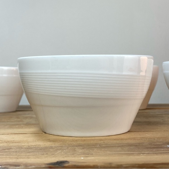 Set of Four EVA AIR Taiwan First Class Luzerne White Ceramic Bowls - Picture 6 of 12
